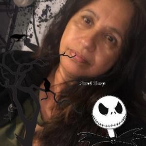 Meet your Posher, Esther